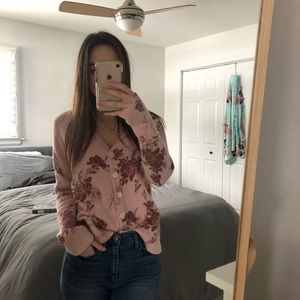 Denver Hayes floral cardigan size M